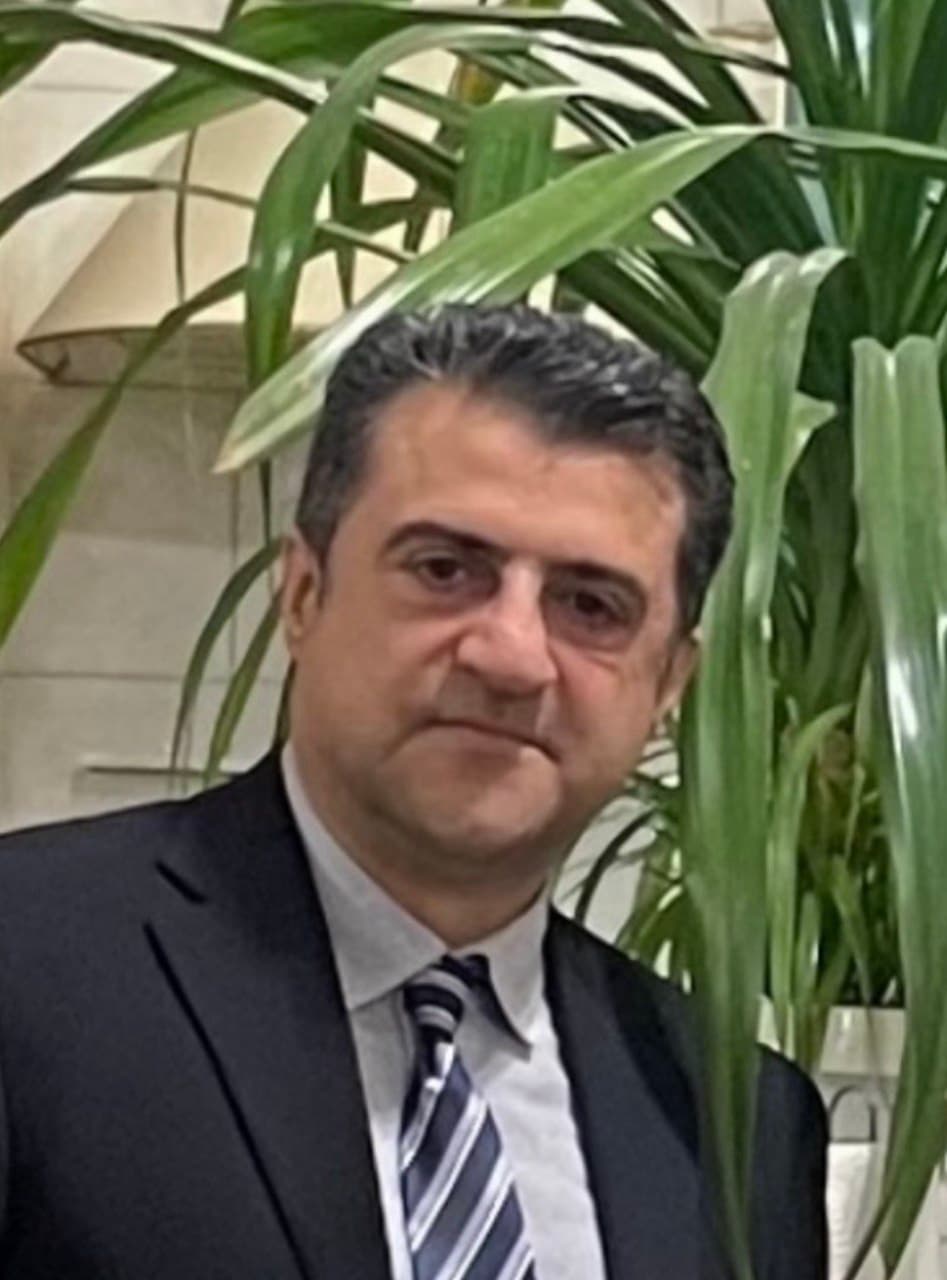 دکتر افشار صدقیانلو